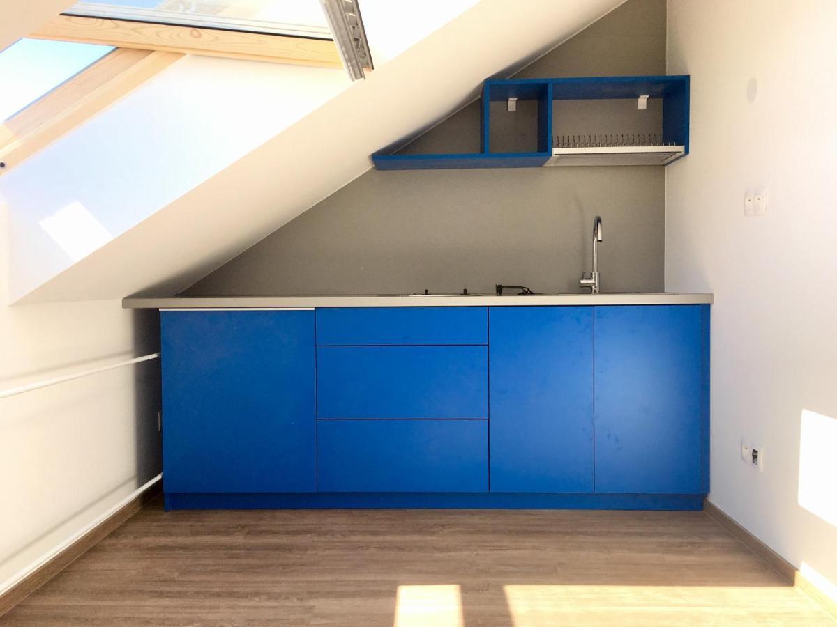 Blue President Appartement Bratislava Buitenkant foto